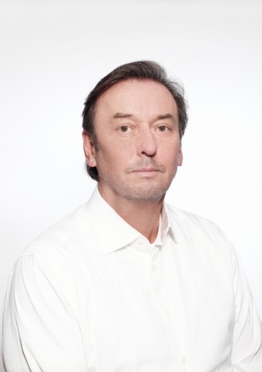 Schoenheitschirurg Petr Bolatzky Essen Chefarzt und Schönheitschirurg Petr Bolatzky, Essen